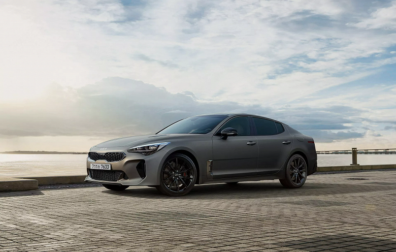 Alvido Kia Stinger Tribute Edition taqdim etildi. Stinger ishlab chiqarish 2023 yilda tugaydi