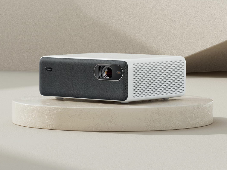 800$ 2400 lyumenli lazer proyektori.  Xiaomi Laser Projector 1S 2022 taqdim etildi