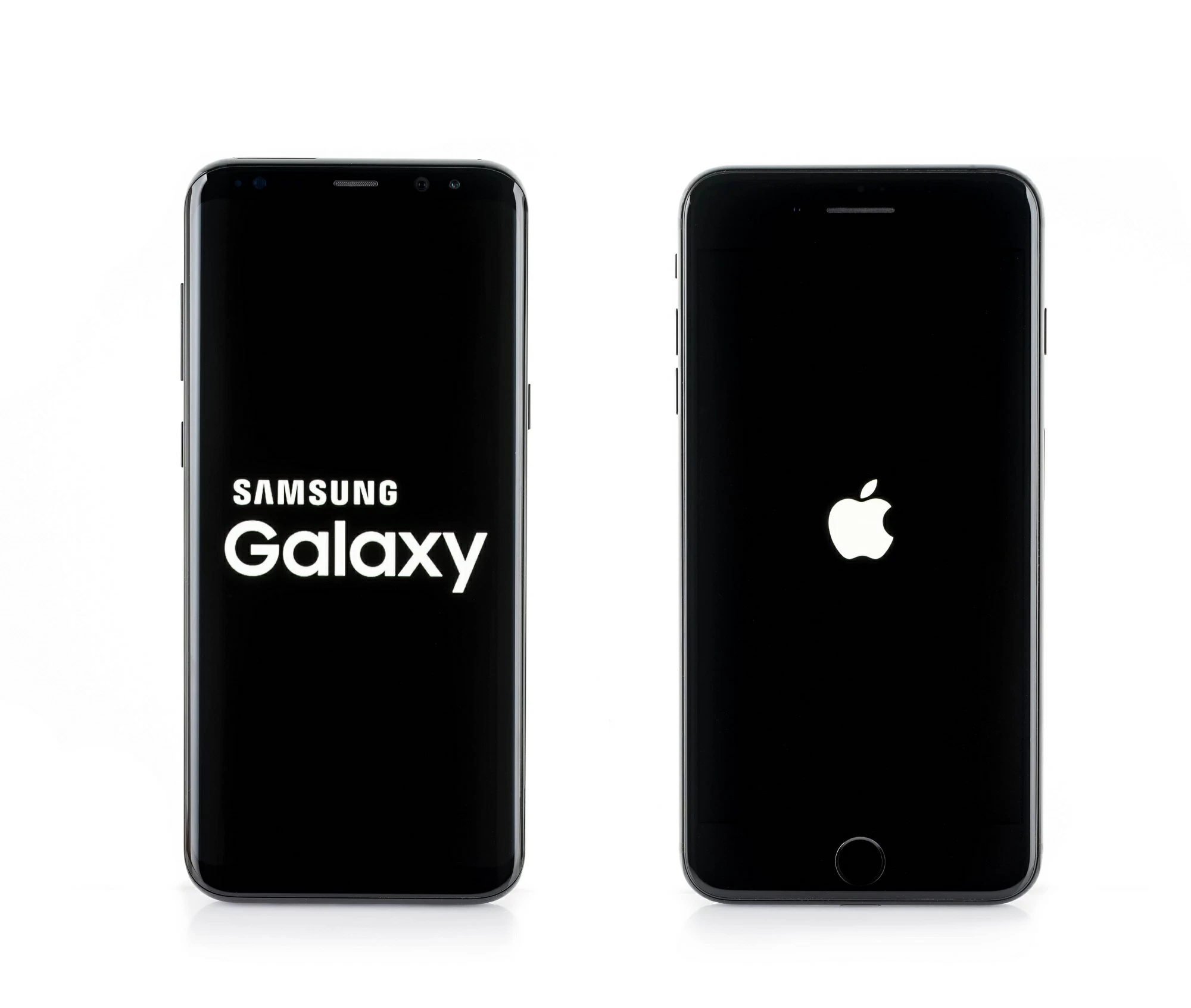 Samsung Apple kompaniyasini iPhone innovatsiyasi yo'qligi uchun masxara qiladi va uning smartfonlarini maqtaydi