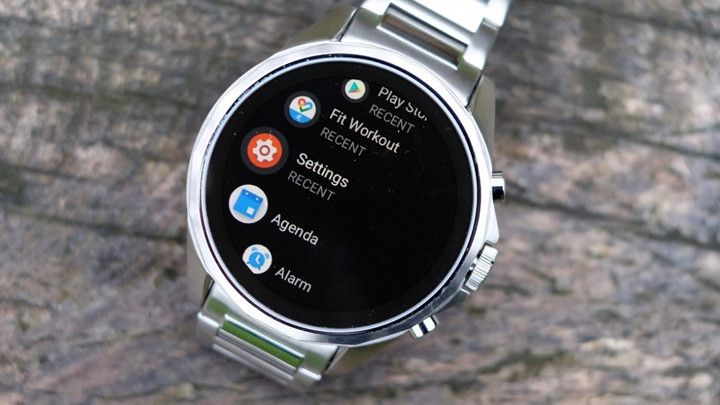 Google nihoyat Wear OS-ni yetarlicha mashhur qila oldi, lekin asosan Samsung tufayli